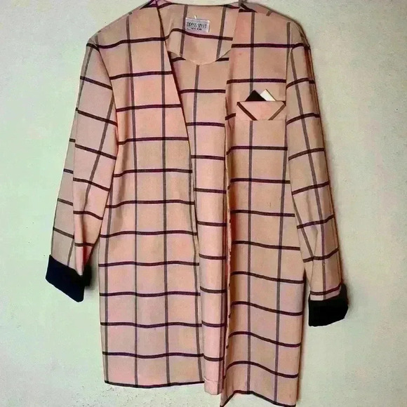 Plaid pink and navy blue blazer - Picture 1 of 3